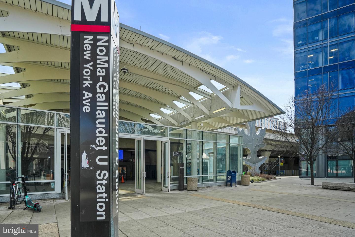 15 TODD PL NE, WASHINGTON, District Of Columbia 20002, 4 Bedrooms Bedrooms, ,2 BathroomsBathrooms,Residential,For sale,15 TODD PL NE,DCDC2231724 MLS # DCDC2231724