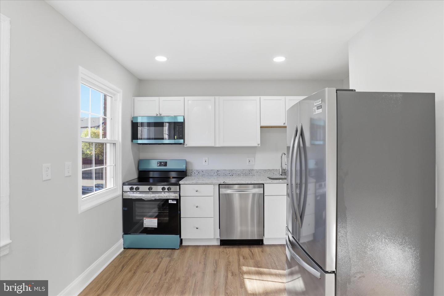 1804 W ABINGDON DR #201, ALEXANDRIA, Virginia 22314, 1 Bedroom Bedrooms, ,1 BathroomBathrooms,Residential,For sale,1804 W ABINGDON DR #201,VAAX2052014 MLS # VAAX2052014