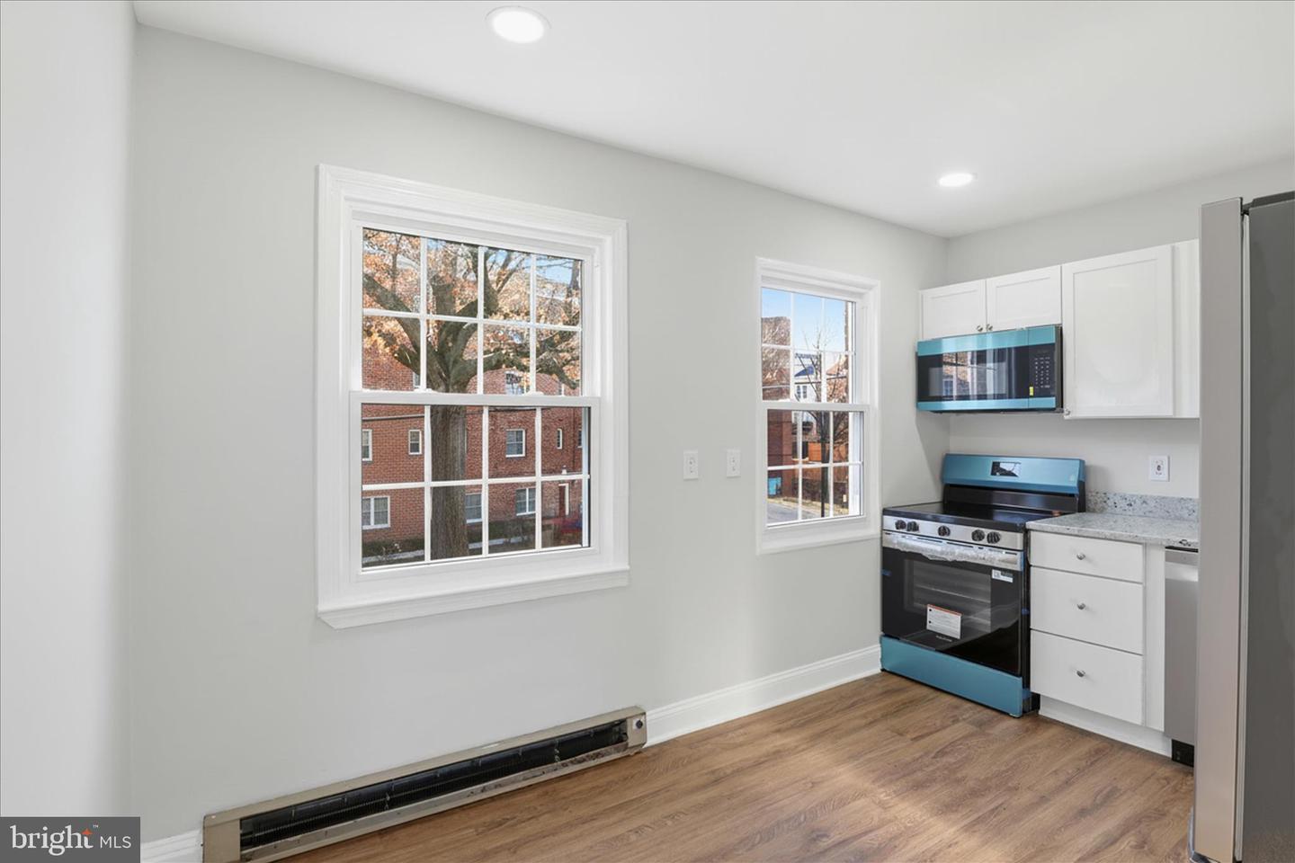 1804 W ABINGDON DR #201, ALEXANDRIA, Virginia 22314, 1 Bedroom Bedrooms, ,1 BathroomBathrooms,Residential,For sale,1804 W ABINGDON DR #201,VAAX2052014 MLS # VAAX2052014