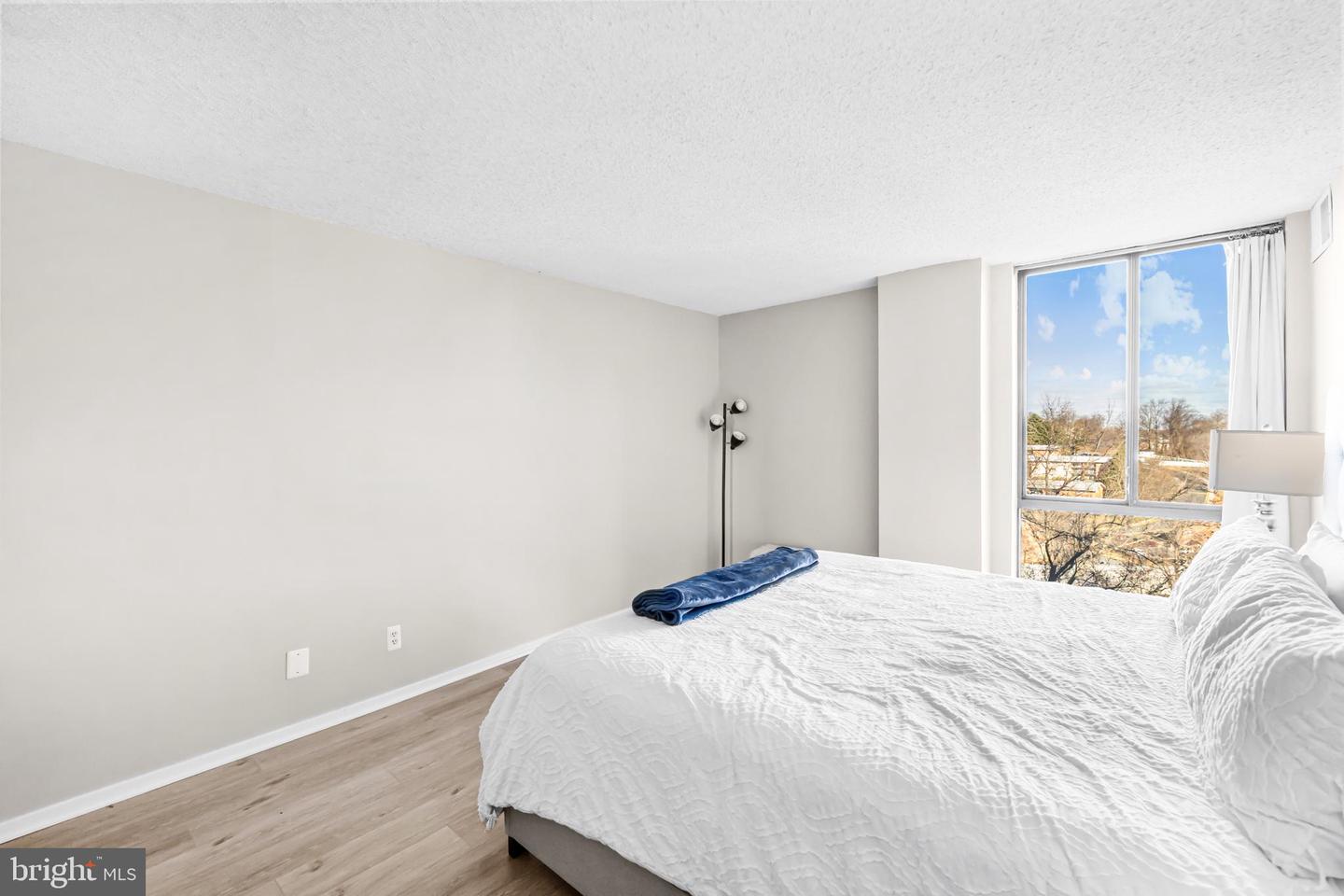 2300 PIMMIT DR #807, FALLS CHURCH, Virginia 22043, 1 Bedroom Bedrooms, ,1 BathroomBathrooms,Residential,For sale,2300 PIMMIT DR #807,VAFX2280398 MLS # VAFX2280398