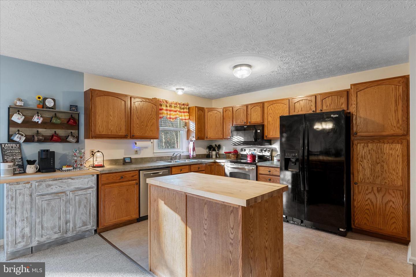 106 REDBUD CIR, CROSS JUNCTION, Virginia 22625, 3 Bedrooms Bedrooms, ,3 BathroomsBathrooms,Residential,For sale,106 REDBUD CIR,VAFV2038214 MLS # VAFV2038214 106 REDBUD CIR, CROSS JUNCTION, Virginia 22625, 3 Bedrooms Bedrooms, ,3 BathroomsBathrooms,Residential,For sale,106 REDBUD CIR,VAFV2038214 MLS # VAFV2038214