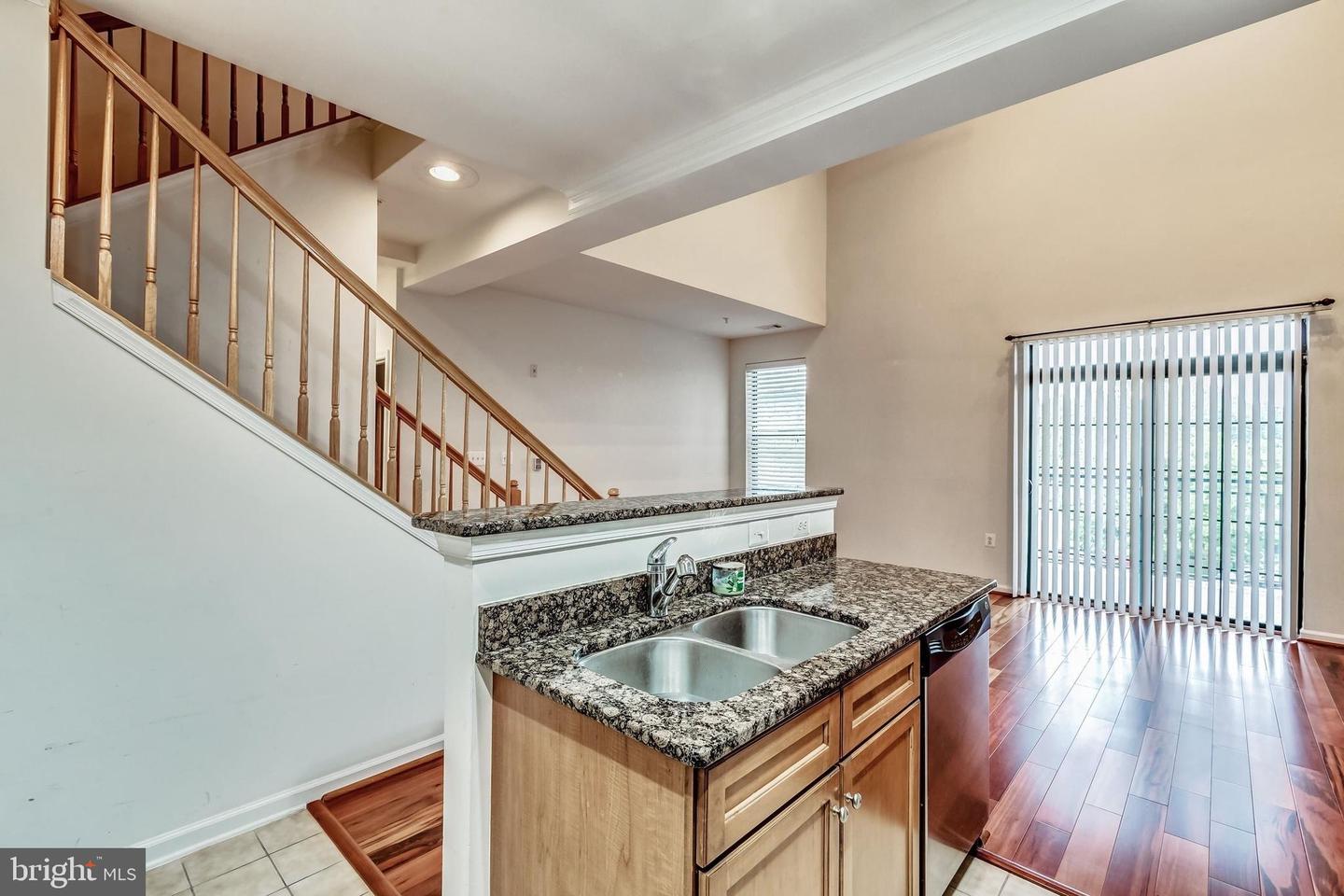 9000 LORTON STATION BLVD #205, LORTON, Virginia 22079, 2 Bedrooms Bedrooms, 7 Rooms Rooms,2 BathroomsBathrooms,Residential,For sale,9000 LORTON STATION BLVD #205,VAFX2280816 MLS # VAFX2280816