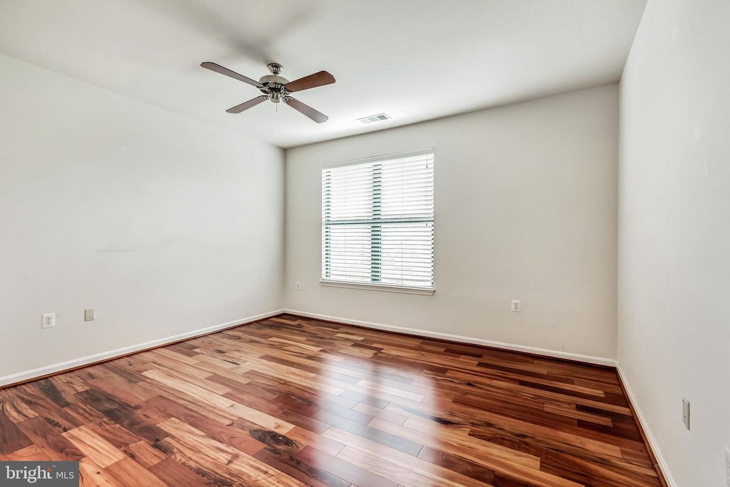 9000 LORTON STATION BLVD #205, LORTON, Virginia 22079, 2 Bedrooms Bedrooms, 7 Rooms Rooms,2 BathroomsBathrooms,Residential,For sale,9000 LORTON STATION BLVD #205,VAFX2280816 MLS # VAFX2280816