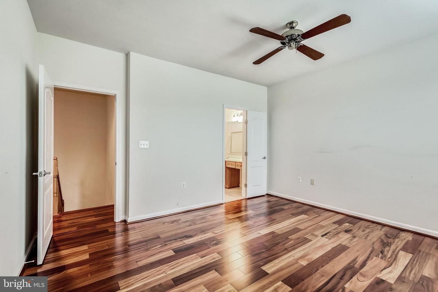 9000 LORTON STATION BLVD #205, LORTON, Virginia 22079, 2 Bedrooms Bedrooms, 7 Rooms Rooms,2 BathroomsBathrooms,Residential,For sale,9000 LORTON STATION BLVD #205,VAFX2280816 MLS # VAFX2280816