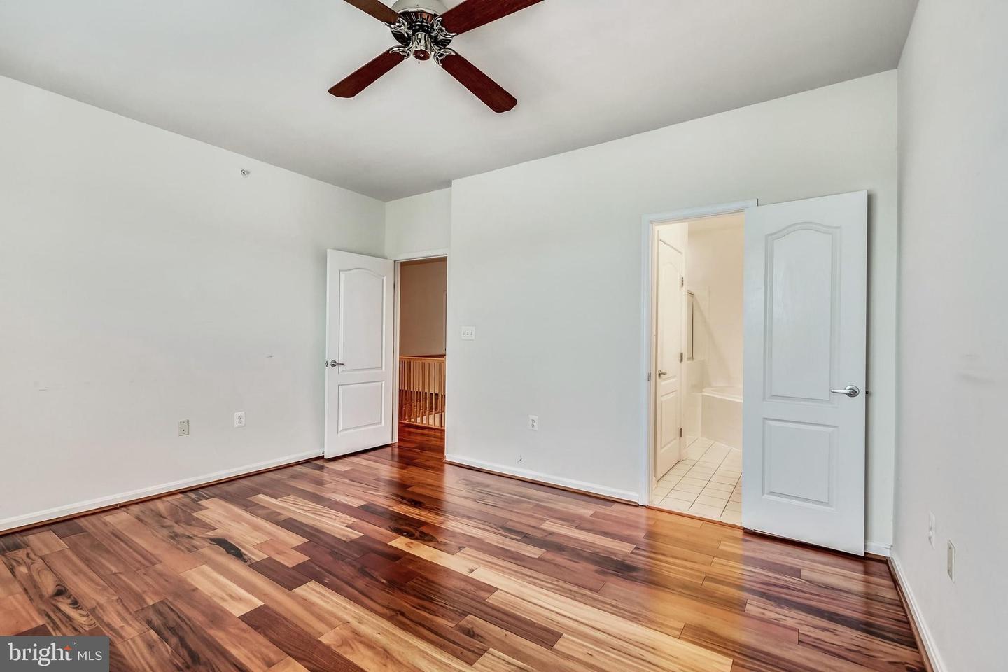 9000 LORTON STATION BLVD #205, LORTON, Virginia 22079, 2 Bedrooms Bedrooms, 7 Rooms Rooms,2 BathroomsBathrooms,Residential,For sale,9000 LORTON STATION BLVD #205,VAFX2280816 MLS # VAFX2280816