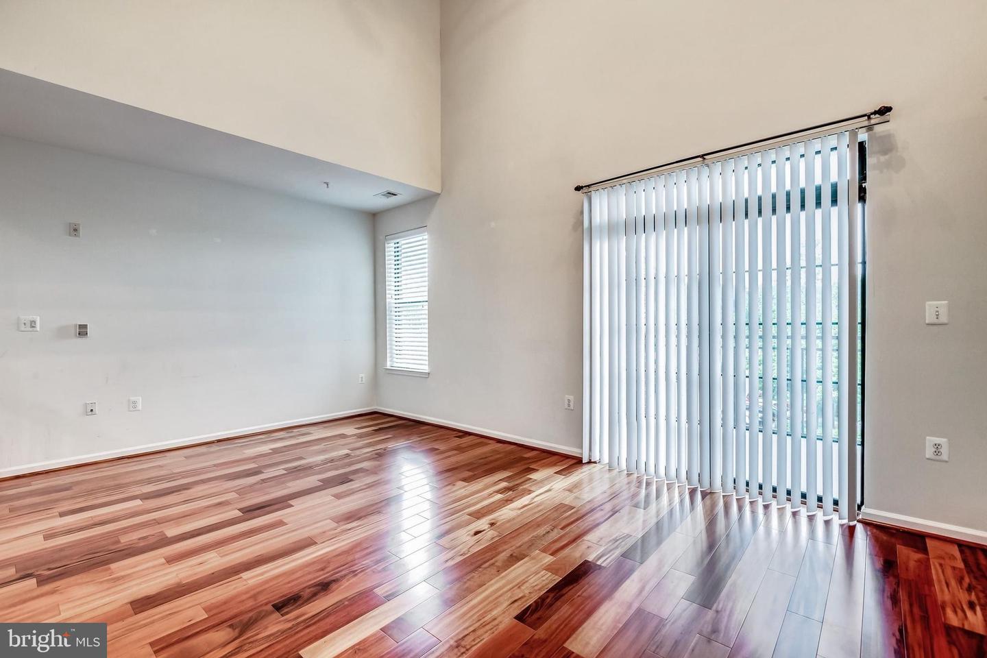 9000 LORTON STATION BLVD #205, LORTON, Virginia 22079, 2 Bedrooms Bedrooms, 7 Rooms Rooms,2 BathroomsBathrooms,Residential,For sale,9000 LORTON STATION BLVD #205,VAFX2280816 MLS # VAFX2280816