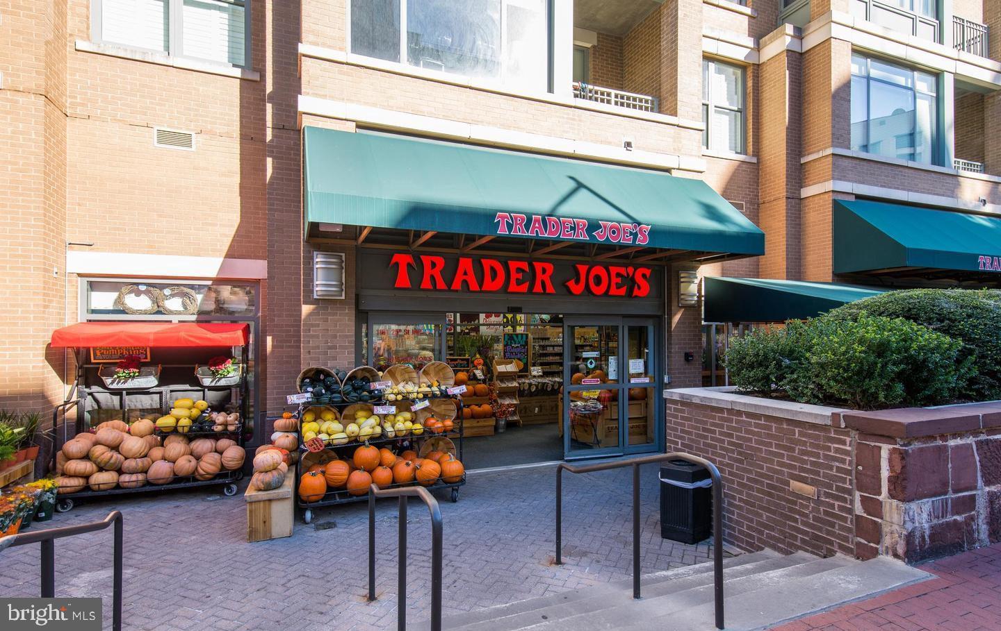 2555 PENNSYLVANIA AVE NW #408, WASHINGTON, District Of Columbia 20037, 1 Bedroom Bedrooms, ,1 BathroomBathrooms,Residential,For sale,2555 PENNSYLVANIA AVE NW #408,DCDC2233354 MLS # DCDC2233354 2555 PENNSYLVANIA AVE NW #408, WASHINGTON, District Of Columbia 20037, 1 Bedroom Bedrooms, ,1 BathroomBathrooms,Residential,For sale,2555 PENNSYLVANIA AVE NW #408,DCDC2233354 MLS # DCDC2233354