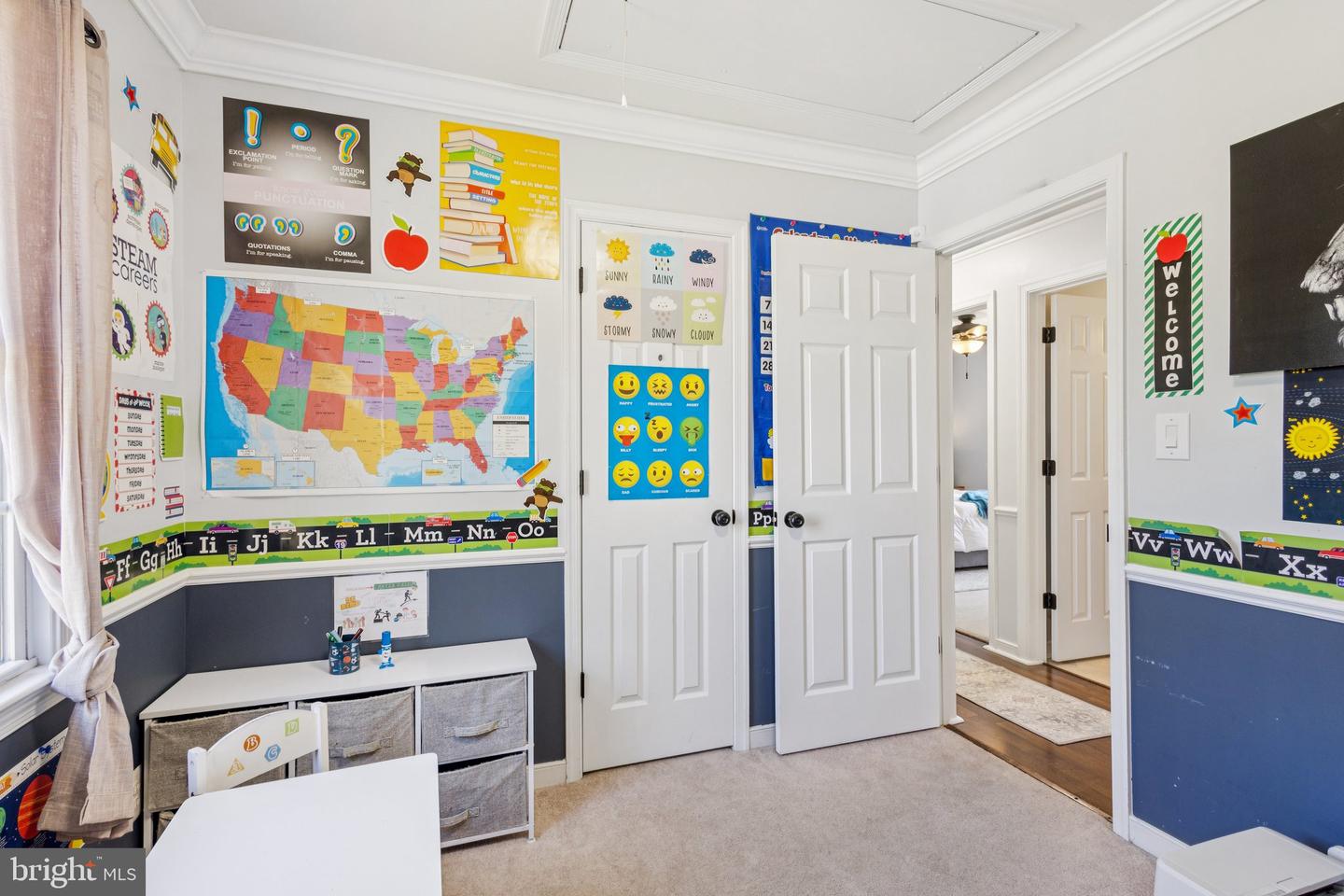 200 POWELL ST, FREDERICKSBURG, Virginia 22408, 3 Bedrooms Bedrooms, 8 Rooms Rooms,2 BathroomsBathrooms,Residential,For sale,200 POWELL ST,VASP2037884 MLS # VASP2037884