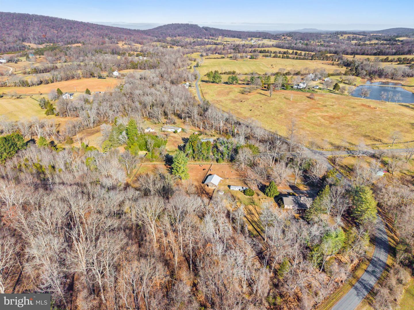 19168 LOVERS LN, GORDONSVILLE, Virginia 22942, 3 Bedrooms Bedrooms, ,2 BathroomsBathrooms,Residential,For sale,19168 LOVERS LN,VAOR2012878 MLS # VAOR2012878