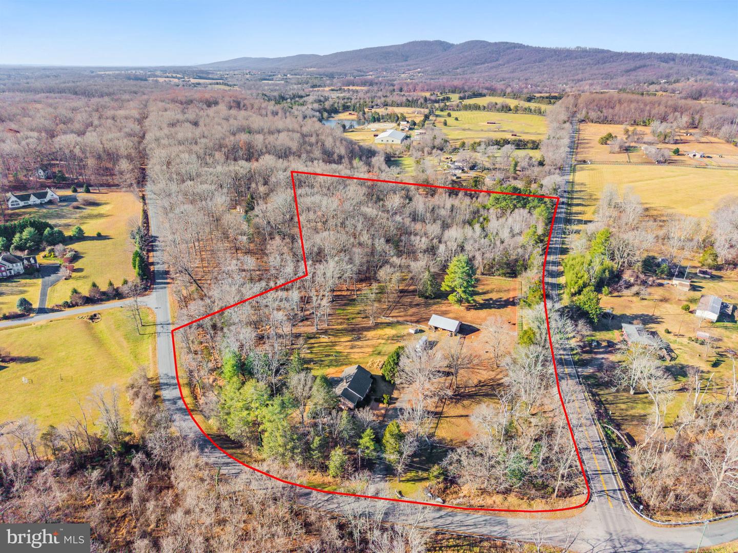 19168 LOVERS LN, GORDONSVILLE, Virginia 22942, 3 Bedrooms Bedrooms, ,2 BathroomsBathrooms,Residential,For sale,19168 LOVERS LN,VAOR2012878 MLS # VAOR2012878