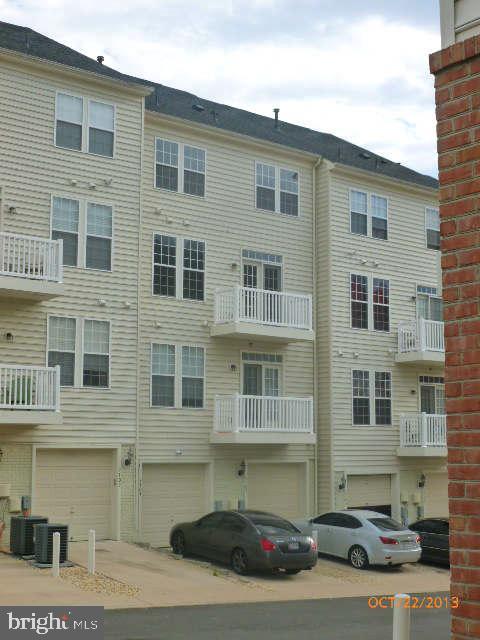 2707 SHEFFIELD HILL WAY, WOODBRIDGE, Virginia 22191, 3 Bedrooms Bedrooms, ,2 BathroomsBathrooms,Residential,For sale,2707 SHEFFIELD HILL WAY,VAPW2108496 MLS # VAPW2108496