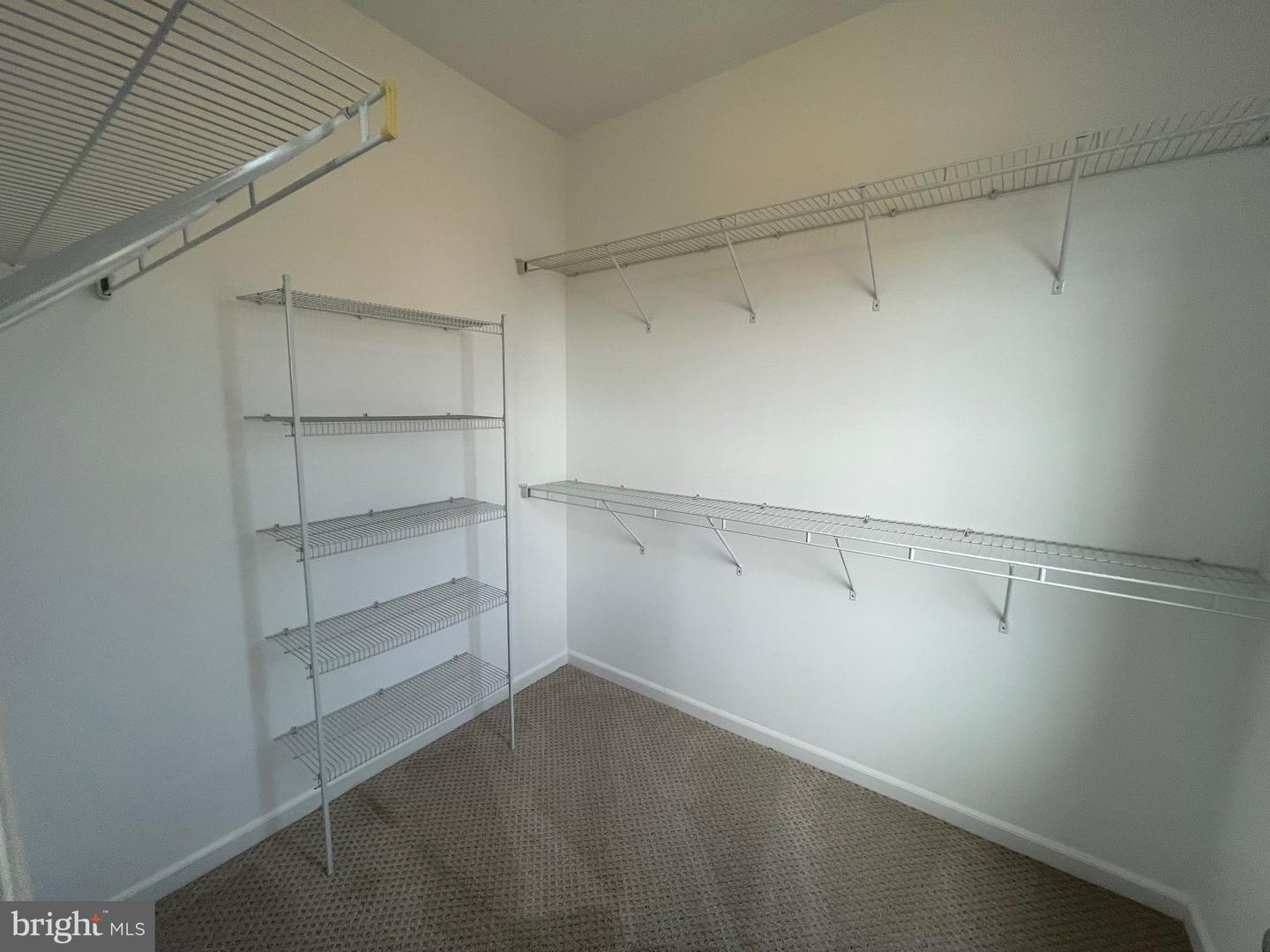 2707 SHEFFIELD HILL WAY, WOODBRIDGE, Virginia 22191, 3 Bedrooms Bedrooms, ,2 BathroomsBathrooms,Residential,For sale,2707 SHEFFIELD HILL WAY,VAPW2108496 MLS # VAPW2108496