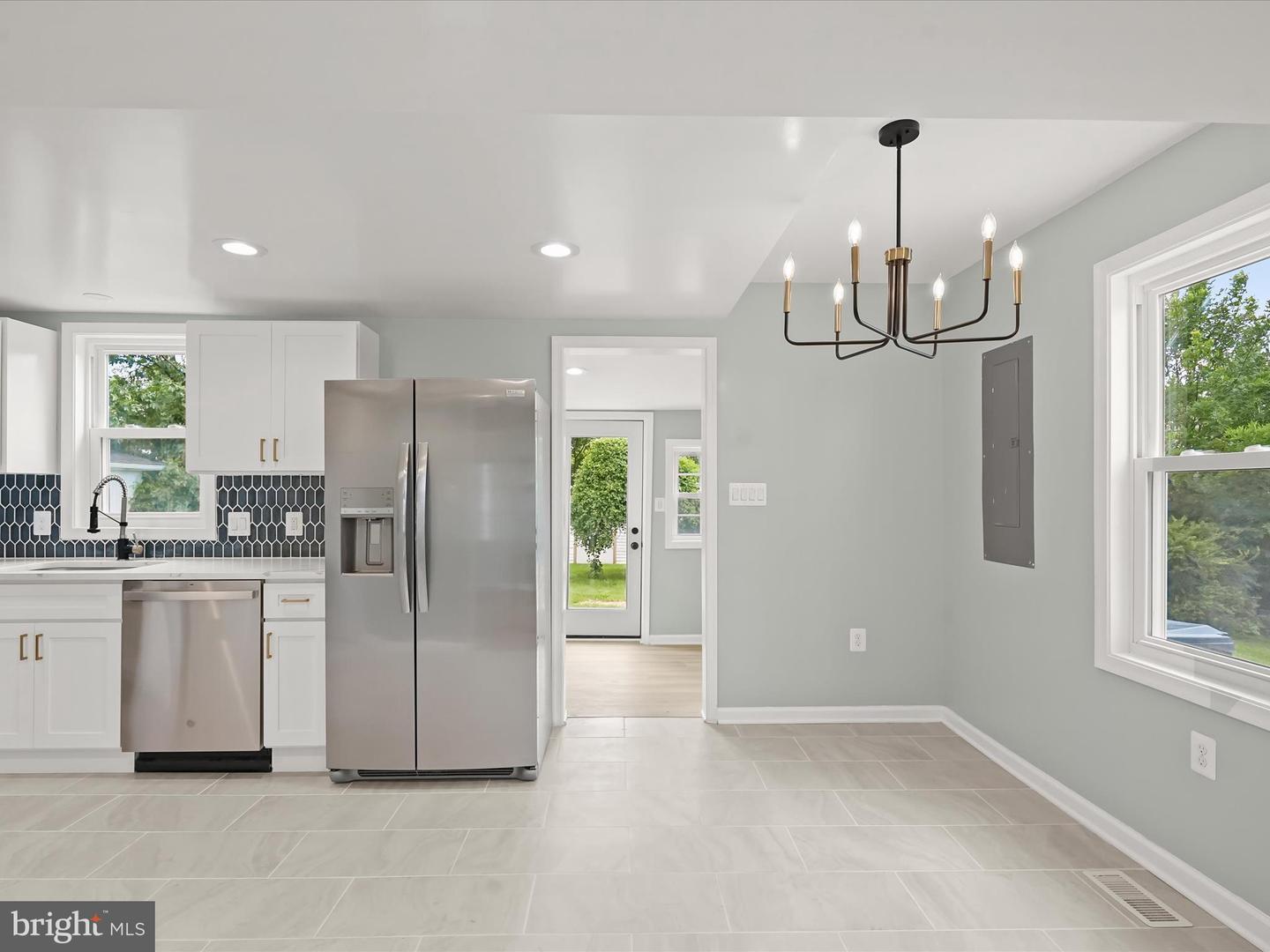 2917 E LEE AVE, ALEXANDRIA, Virginia 22306, 4 Bedrooms Bedrooms, ,3 BathroomsBathrooms,Residential,For sale,2917 E LEE AVE,VAFX2280930 MLS # VAFX2280930