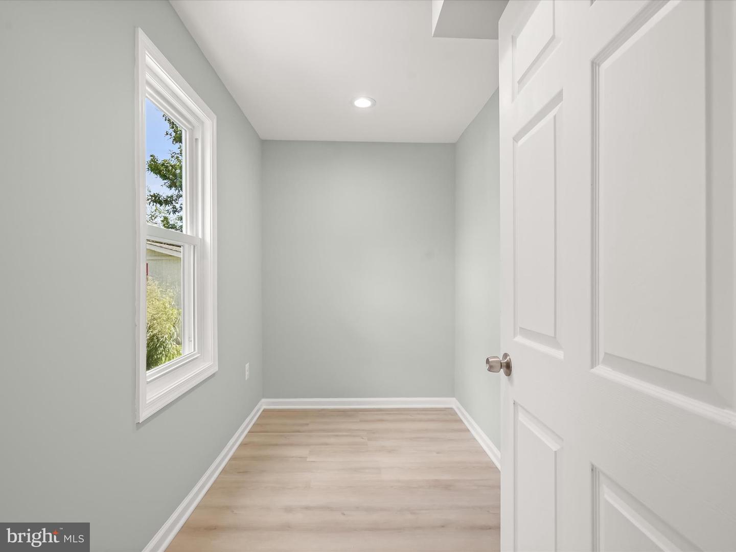 2917 E LEE AVE, ALEXANDRIA, Virginia 22306, 4 Bedrooms Bedrooms, ,3 BathroomsBathrooms,Residential,For sale,2917 E LEE AVE,VAFX2280930 MLS # VAFX2280930