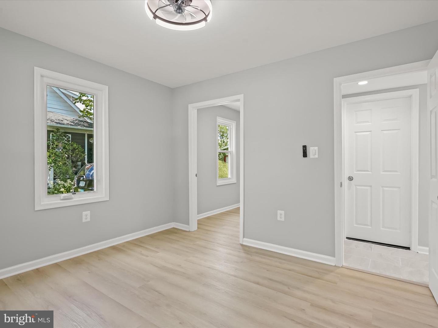 2917 E LEE AVE, ALEXANDRIA, Virginia 22306, 4 Bedrooms Bedrooms, ,3 BathroomsBathrooms,Residential,For sale,2917 E LEE AVE,VAFX2280930 MLS # VAFX2280930