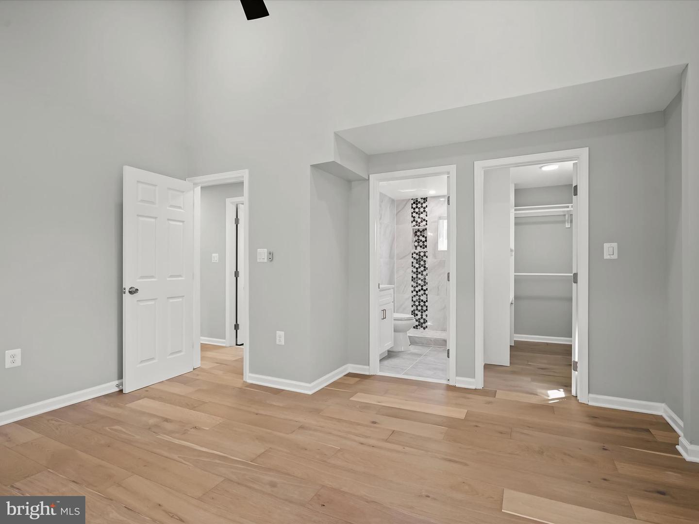 2917 E LEE AVE, ALEXANDRIA, Virginia 22306, 4 Bedrooms Bedrooms, ,3 BathroomsBathrooms,Residential,For sale,2917 E LEE AVE,VAFX2280930 MLS # VAFX2280930