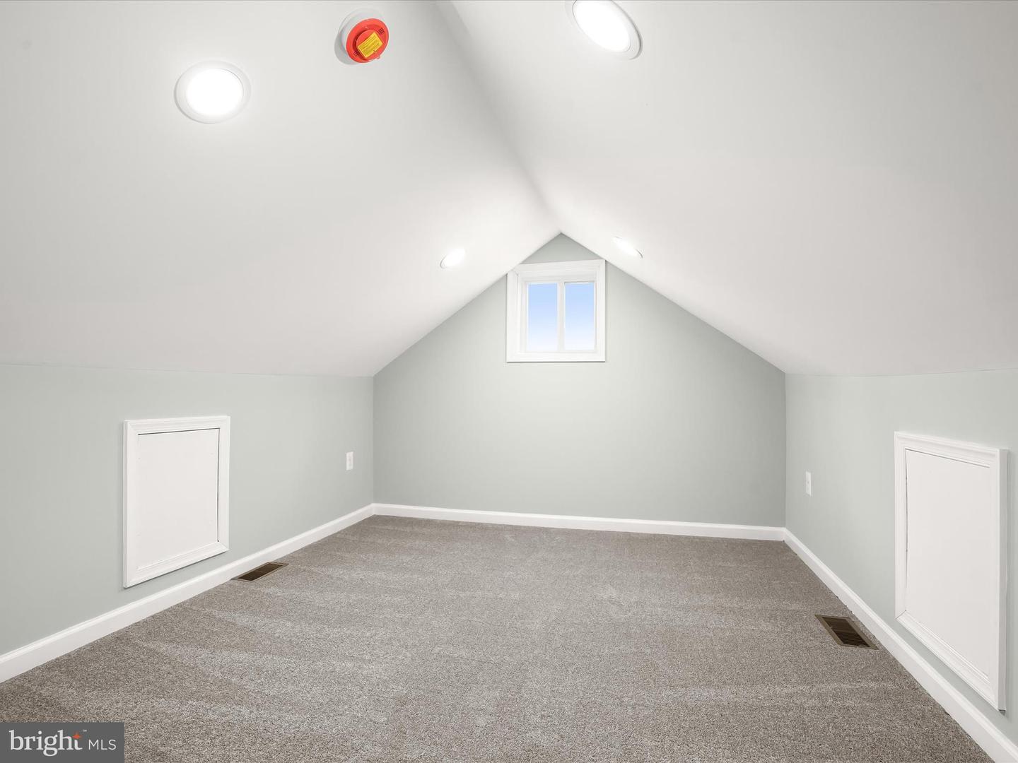 2917 E LEE AVE, ALEXANDRIA, Virginia 22306, 4 Bedrooms Bedrooms, ,3 BathroomsBathrooms,Residential,For sale,2917 E LEE AVE,VAFX2280930 MLS # VAFX2280930