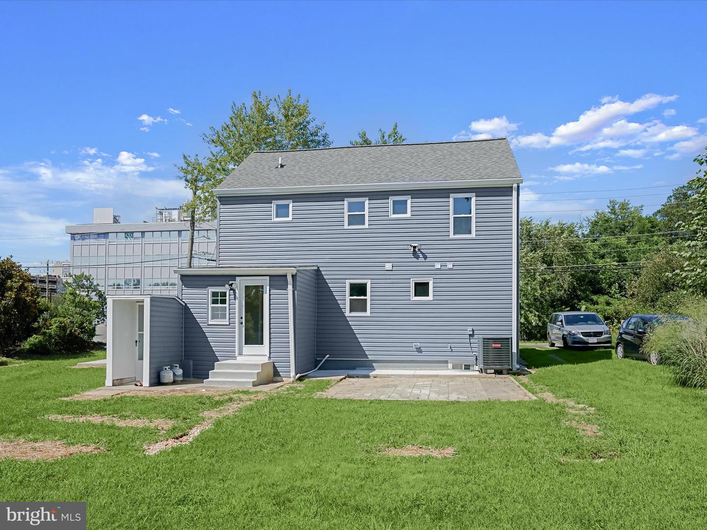 2917 E LEE AVE, ALEXANDRIA, Virginia 22306, 4 Bedrooms Bedrooms, ,3 BathroomsBathrooms,Residential,For sale,2917 E LEE AVE,VAFX2280930 MLS # VAFX2280930