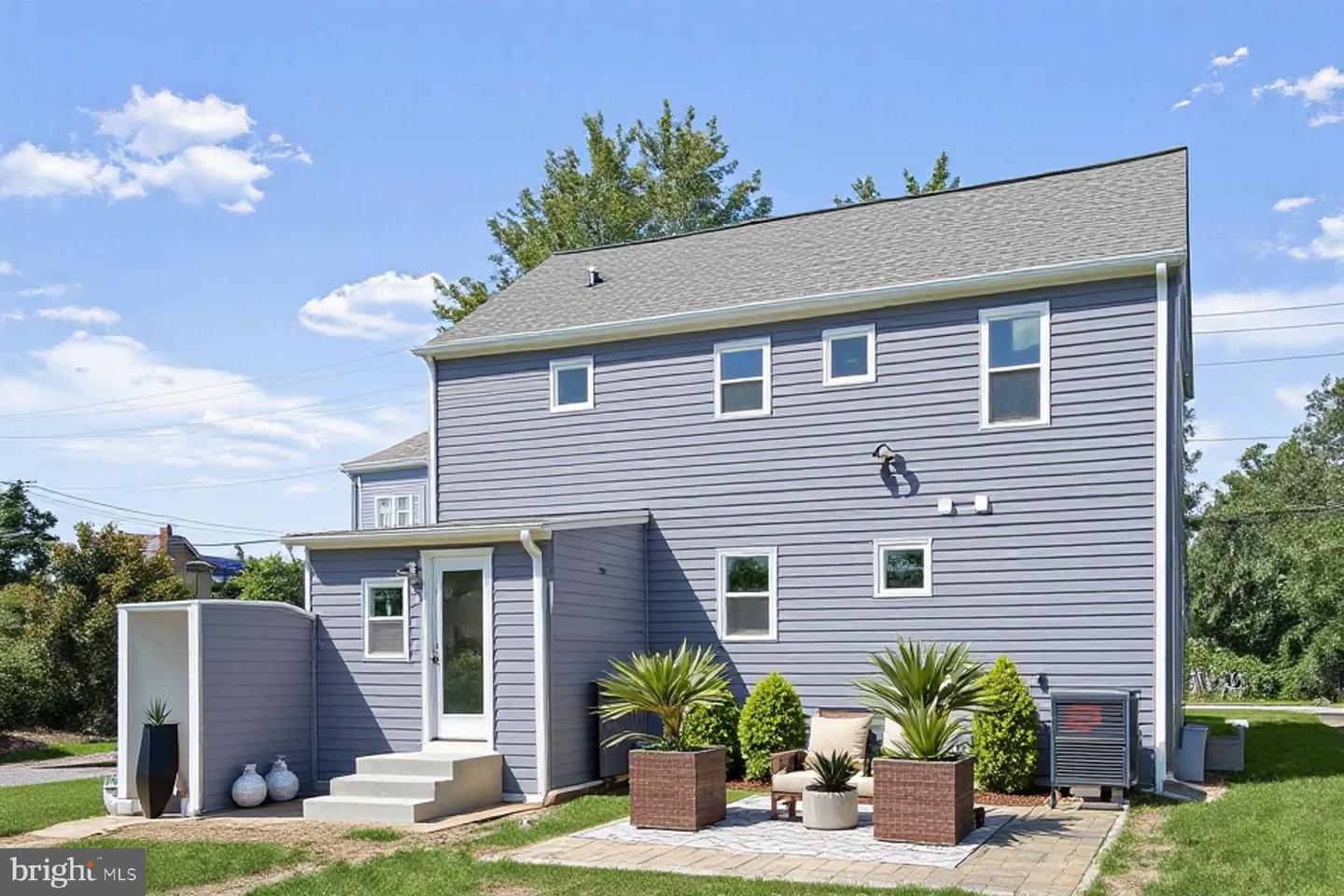 2917 E LEE AVE, ALEXANDRIA, Virginia 22306, 4 Bedrooms Bedrooms, ,3 BathroomsBathrooms,Residential,For sale,2917 E LEE AVE,VAFX2280930 MLS # VAFX2280930