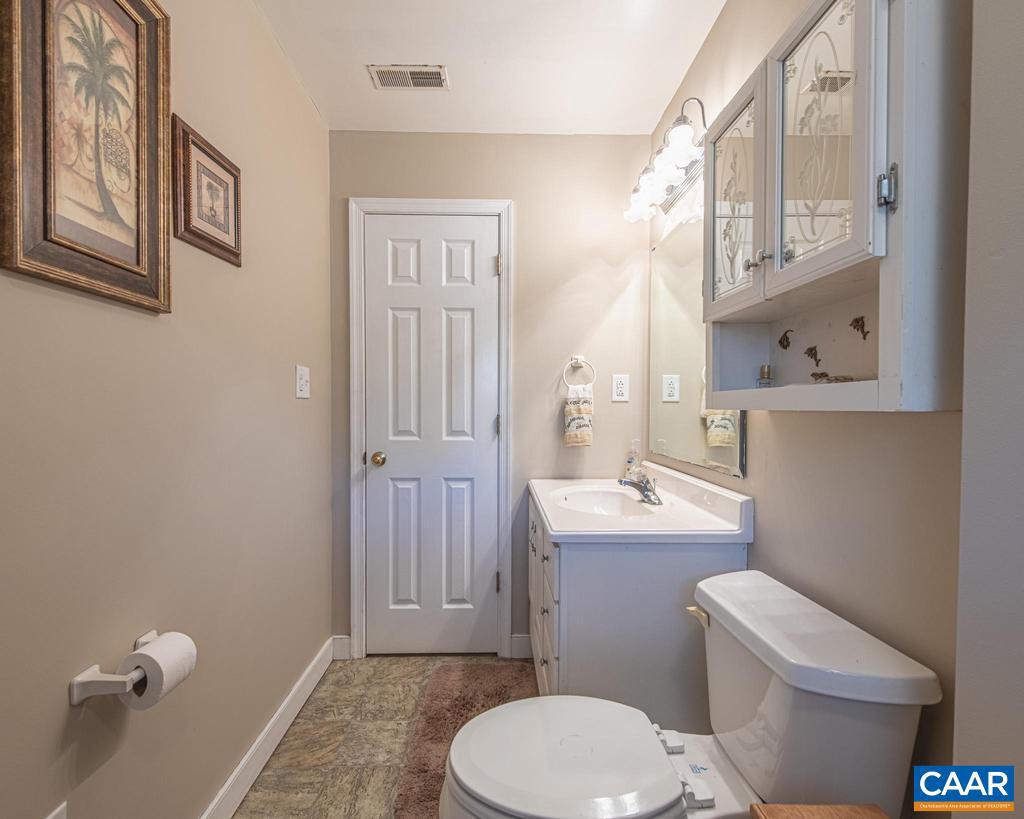 3483 WEST RIVER RD, SCOTTSVILLE, Virginia 24590, 4 Bedrooms Bedrooms, ,2 BathroomsBathrooms,Residential,For sale,3483 WEST RIVER RD,671549 MLS # 671549