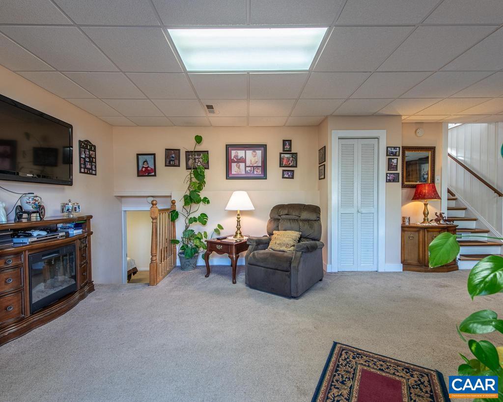 3483 WEST RIVER RD, SCOTTSVILLE, Virginia 24590, 4 Bedrooms Bedrooms, ,2 BathroomsBathrooms,Residential,For sale,3483 WEST RIVER RD,671549 MLS # 671549