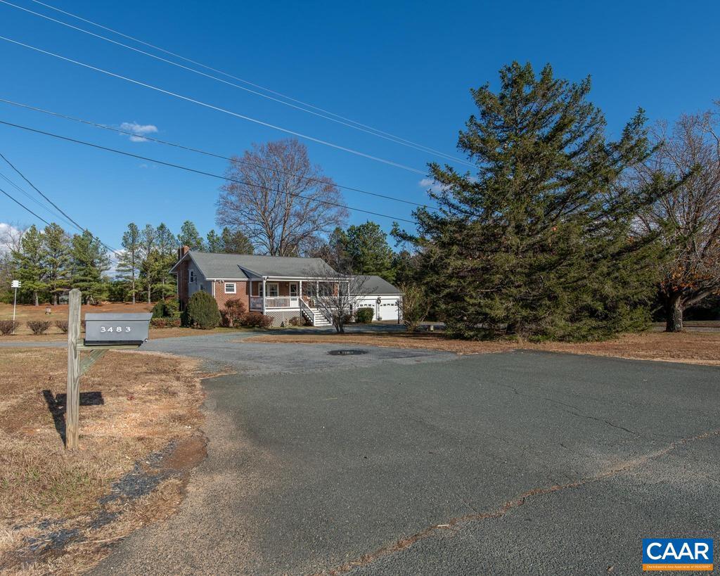 3483 WEST RIVER RD, SCOTTSVILLE, Virginia 24590, 4 Bedrooms Bedrooms, ,2 BathroomsBathrooms,Residential,For sale,3483 WEST RIVER RD,671549 MLS # 671549