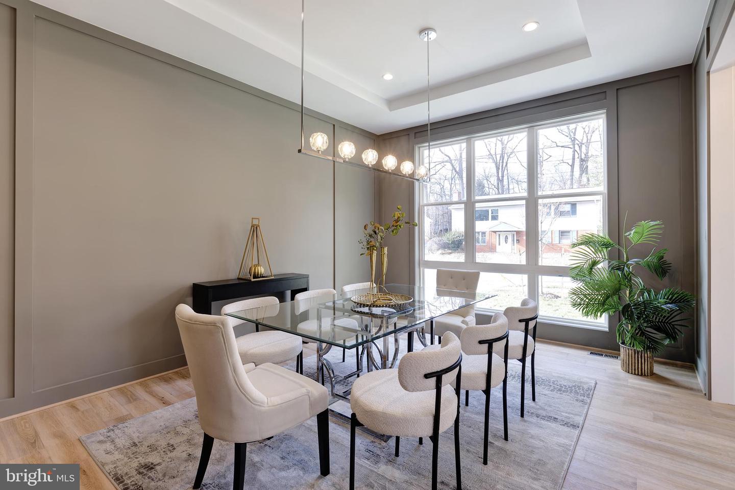 125 CASMAR ST SE, VIENNA, Virginia 22180, 7 Bedrooms Bedrooms, ,7 BathroomsBathrooms,Residential,For sale,125 CASMAR ST SE,VAFX2280946 MLS # VAFX2280946