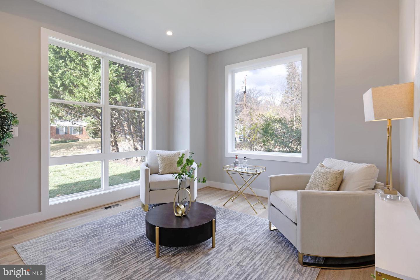 125 CASMAR ST SE, VIENNA, Virginia 22180, 7 Bedrooms Bedrooms, ,7 BathroomsBathrooms,Residential,For sale,125 CASMAR ST SE,VAFX2280946 MLS # VAFX2280946