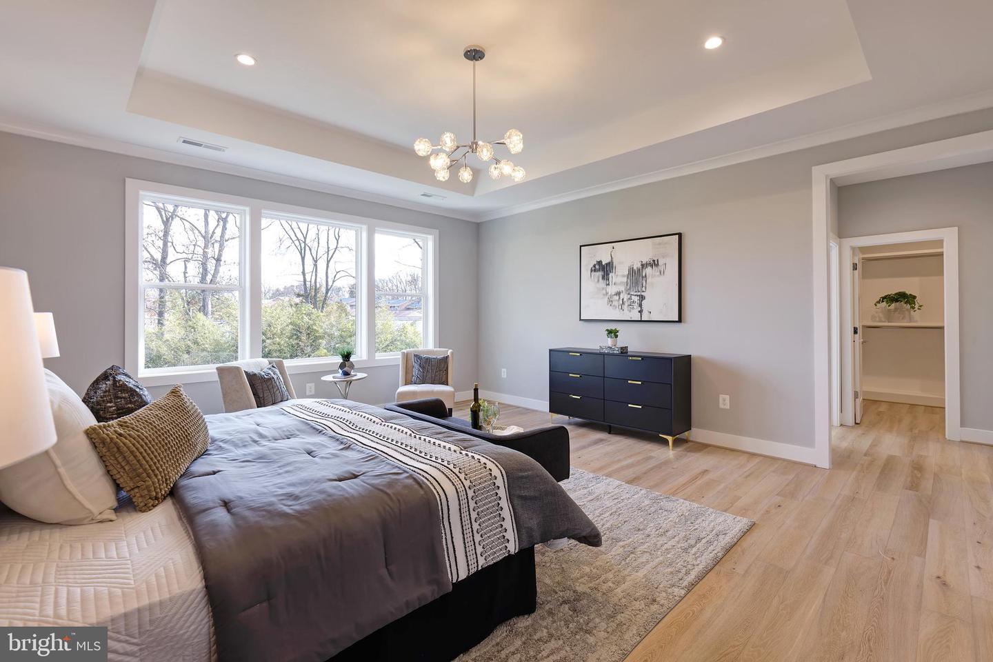 125 CASMAR ST SE, VIENNA, Virginia 22180, 7 Bedrooms Bedrooms, ,7 BathroomsBathrooms,Residential,For sale,125 CASMAR ST SE,VAFX2280946 MLS # VAFX2280946