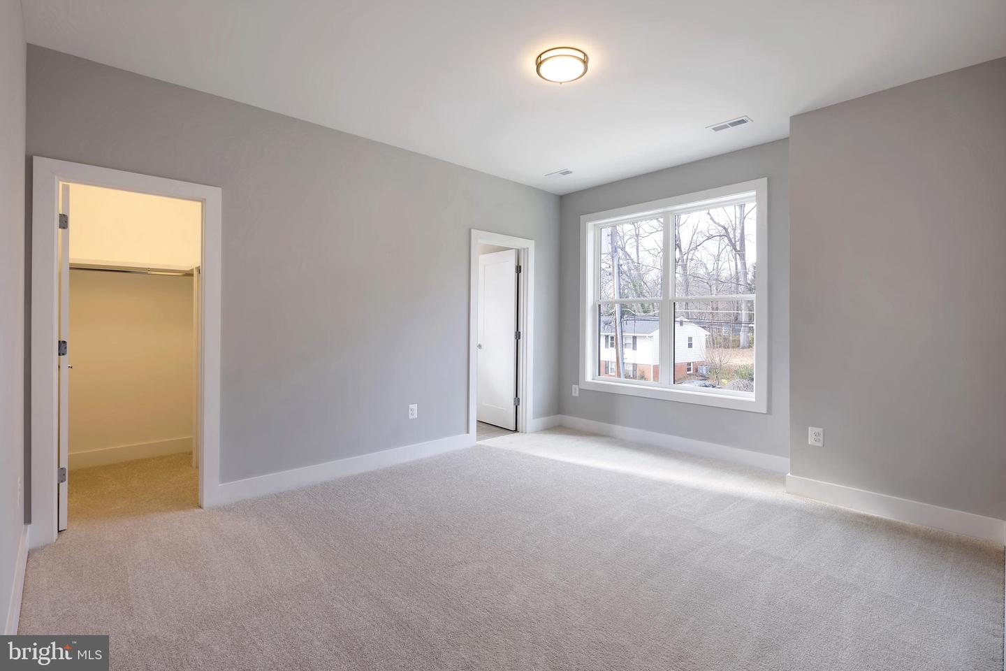 125 CASMAR ST SE, VIENNA, Virginia 22180, 7 Bedrooms Bedrooms, ,7 BathroomsBathrooms,Residential,For sale,125 CASMAR ST SE,VAFX2280946 MLS # VAFX2280946