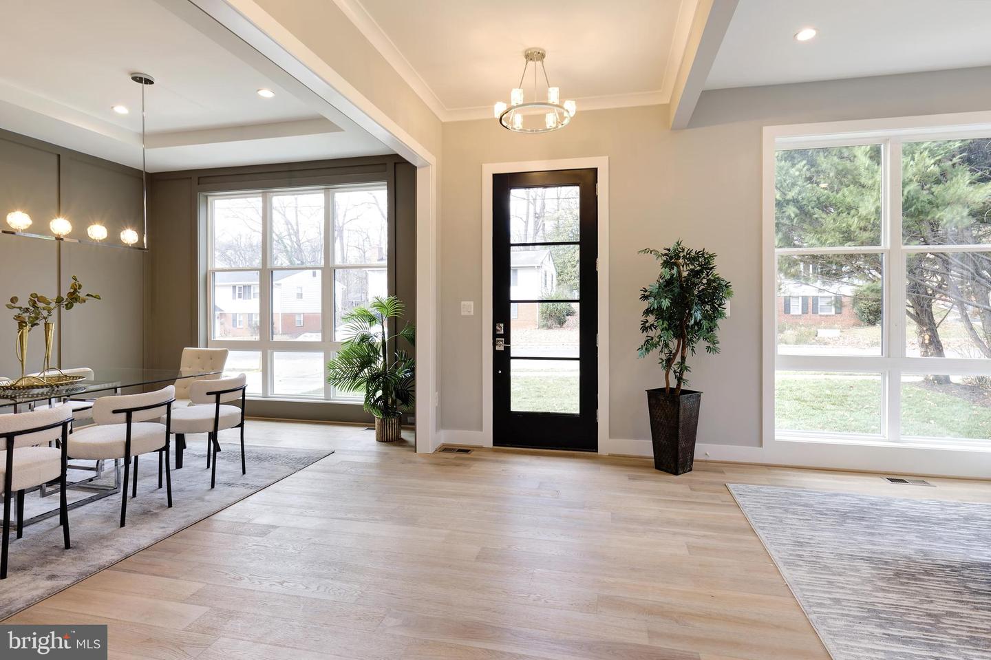 125 CASMAR ST SE, VIENNA, Virginia 22180, 7 Bedrooms Bedrooms, ,7 BathroomsBathrooms,Residential,For sale,125 CASMAR ST SE,VAFX2280946 MLS # VAFX2280946