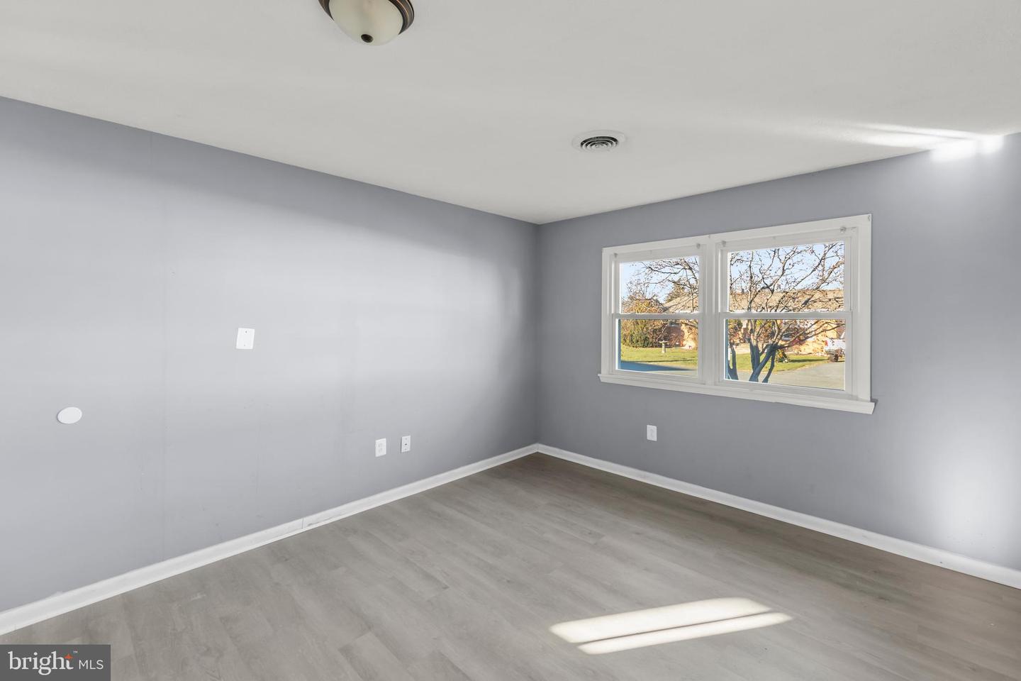 126 PLAINFIELD DR, WINCHESTER, Virginia 22602, 4 Bedrooms Bedrooms, ,1 BathroomBathrooms,Residential,For sale,126 PLAINFIELD DR,VAFV2038270 MLS # VAFV2038270