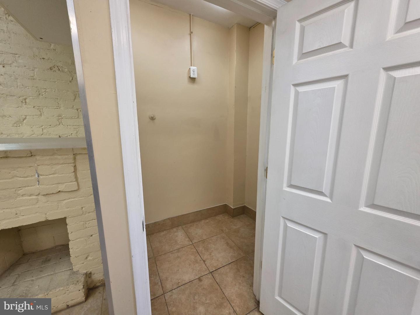 1240 PENNSYLVANIA AVE SE, WASHINGTON, District Of Columbia 20003, ,Land,For sale,1240 PENNSYLVANIA AVE SE,DCDC2233530 MLS # DCDC2233530