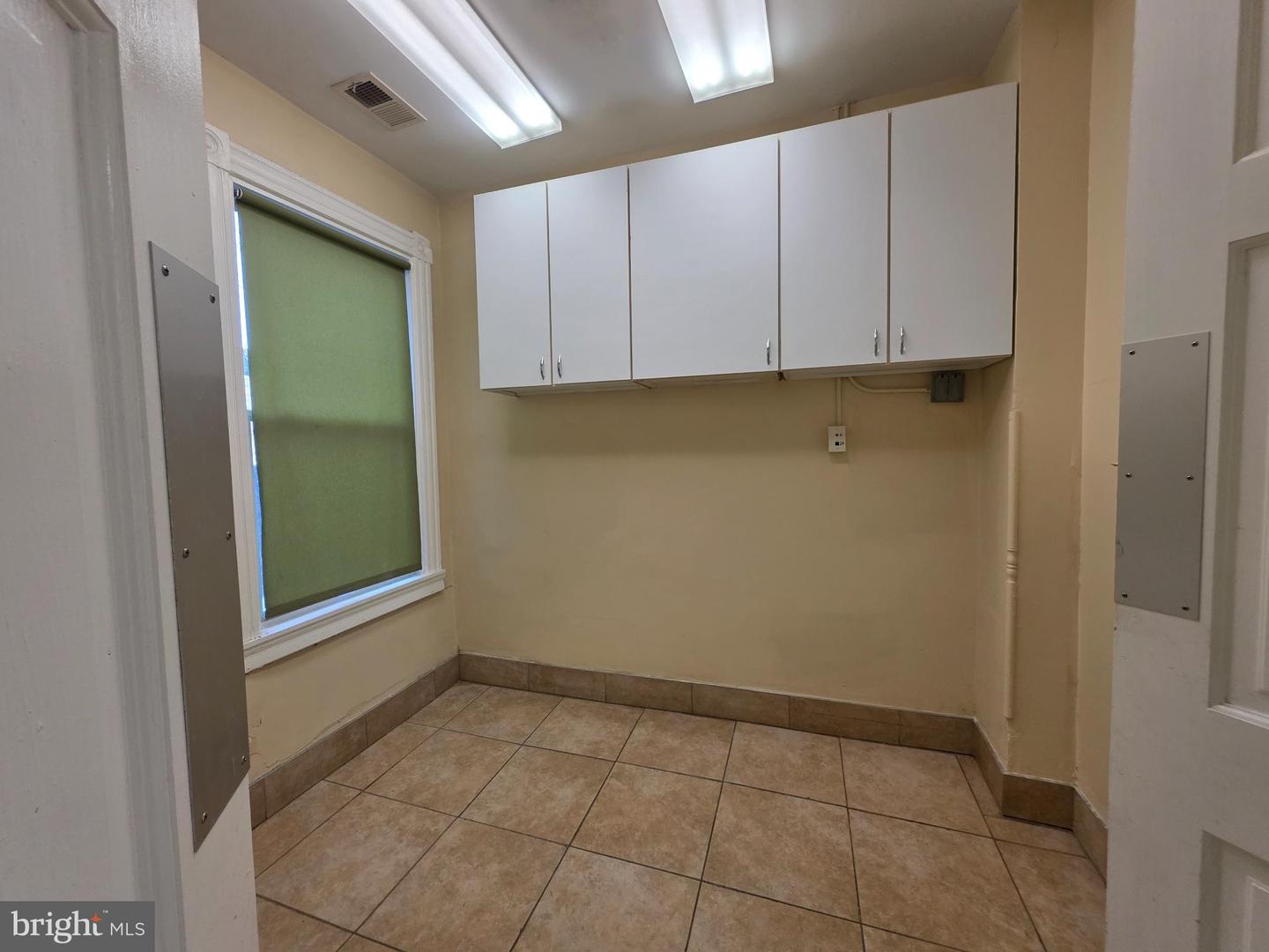 1240 PENNSYLVANIA AVE SE, WASHINGTON, District Of Columbia 20003, ,Land,For sale,1240 PENNSYLVANIA AVE SE,DCDC2233530 MLS # DCDC2233530