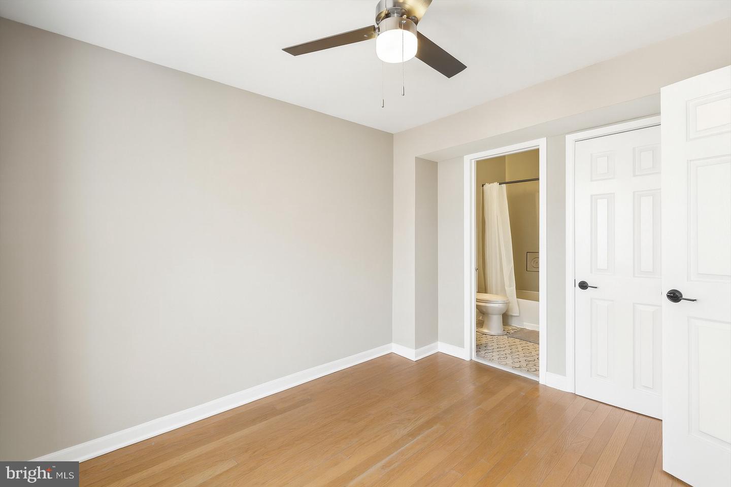 1710 W VIRGINIA AVE NE #202, WASHINGTON, District Of Columbia 20002, 2 Bedrooms Bedrooms, ,2 BathroomsBathrooms,Residential,For sale,1710 W VIRGINIA AVE NE #202,DCDC2185898 MLS # DCDC2185898 1710 W VIRGINIA AVE NE #202, WASHINGTON, District Of Columbia 20002, 2 Bedrooms Bedrooms, ,2 BathroomsBathrooms,Residential,For sale,1710 W VIRGINIA AVE NE #202,DCDC2185898 MLS # DCDC2185898