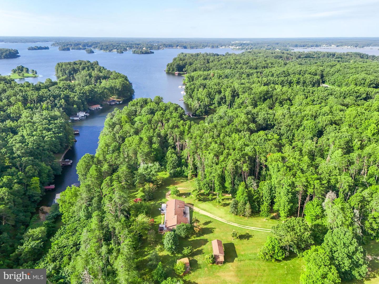 3807 BEAR TREE LN, BUMPASS, Virginia 23024, 5 Bedrooms Bedrooms, ,3 BathroomsBathrooms,Residential,For sale,3807 BEAR TREE LN,VASP2032560 MLS # VASP2032560 3807 BEAR TREE LN, BUMPASS, Virginia 23024, 5 Bedrooms Bedrooms, ,3 BathroomsBathrooms,Residential,For sale,3807 BEAR TREE LN,VASP2032560 MLS # VASP2032560