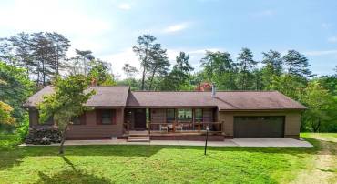 3807 BEAR TREE LN, BUMPASS, Virginia 23024, 5 Bedrooms Bedrooms, ,3 BathroomsBathrooms,Residential,For sale,3807 BEAR TREE LN,VASP2032560 MLS # VASP2032560