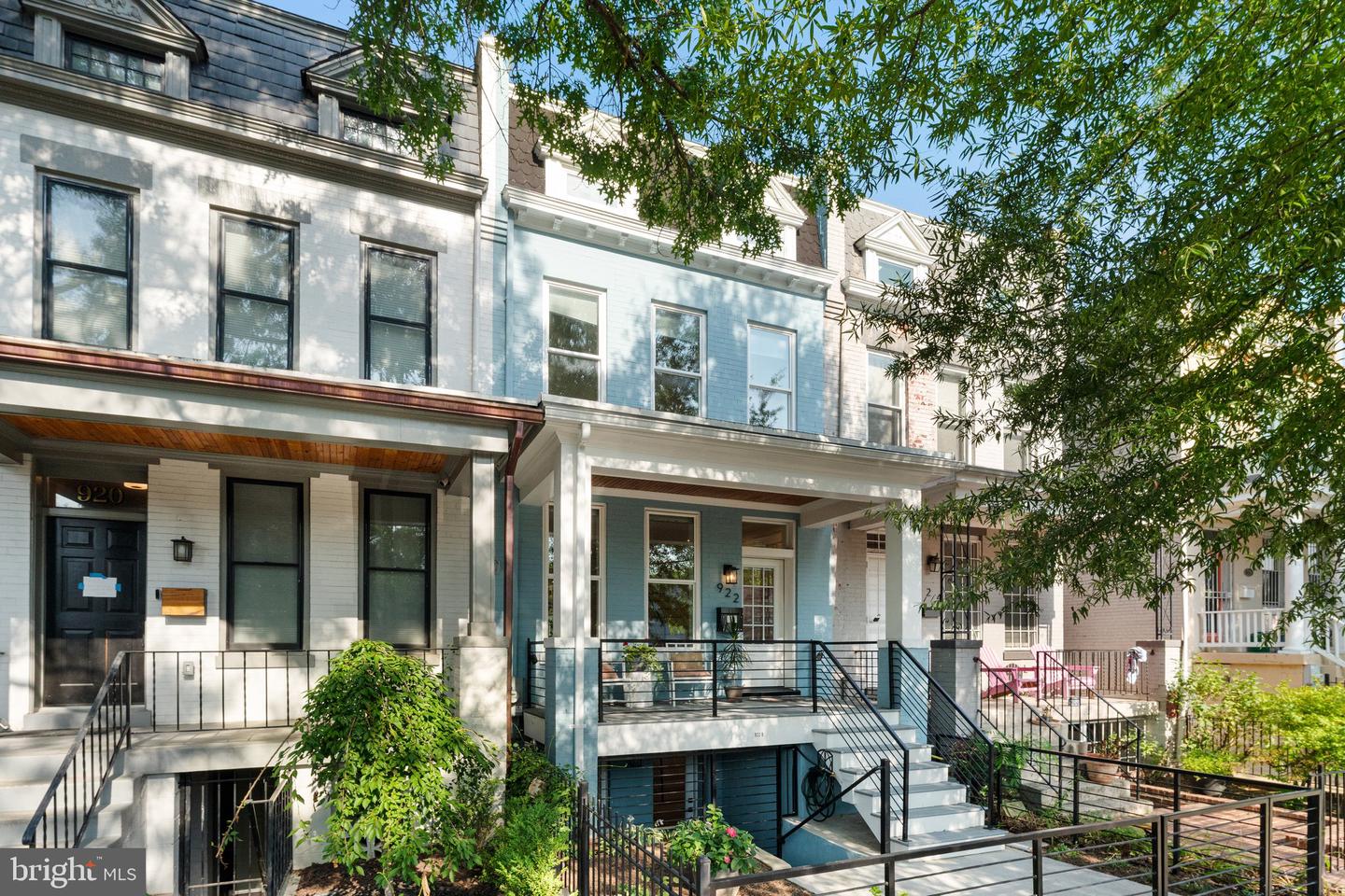 922 8TH ST NE, WASHINGTON, District Of Columbia 20002, 4 Bedrooms Bedrooms, ,3 BathroomsBathrooms,Residential,For sale,922 8TH ST NE,DCDC2210074 MLS # DCDC2210074