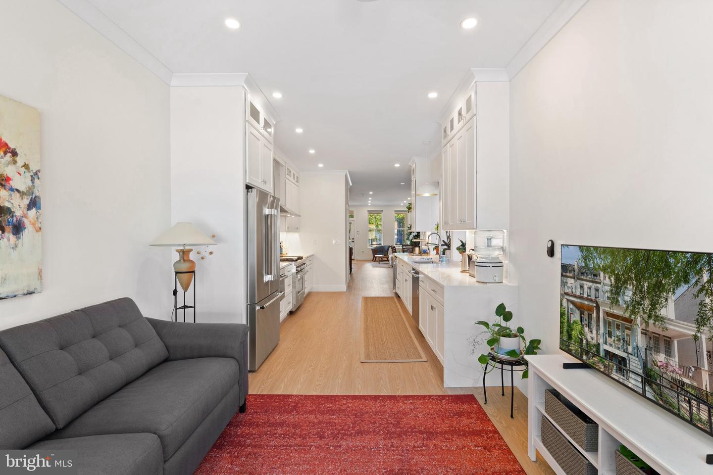 922 8TH ST NE, WASHINGTON, District Of Columbia 20002, 4 Bedrooms Bedrooms, ,3 BathroomsBathrooms,Residential,For sale,922 8TH ST NE,DCDC2210074 MLS # DCDC2210074