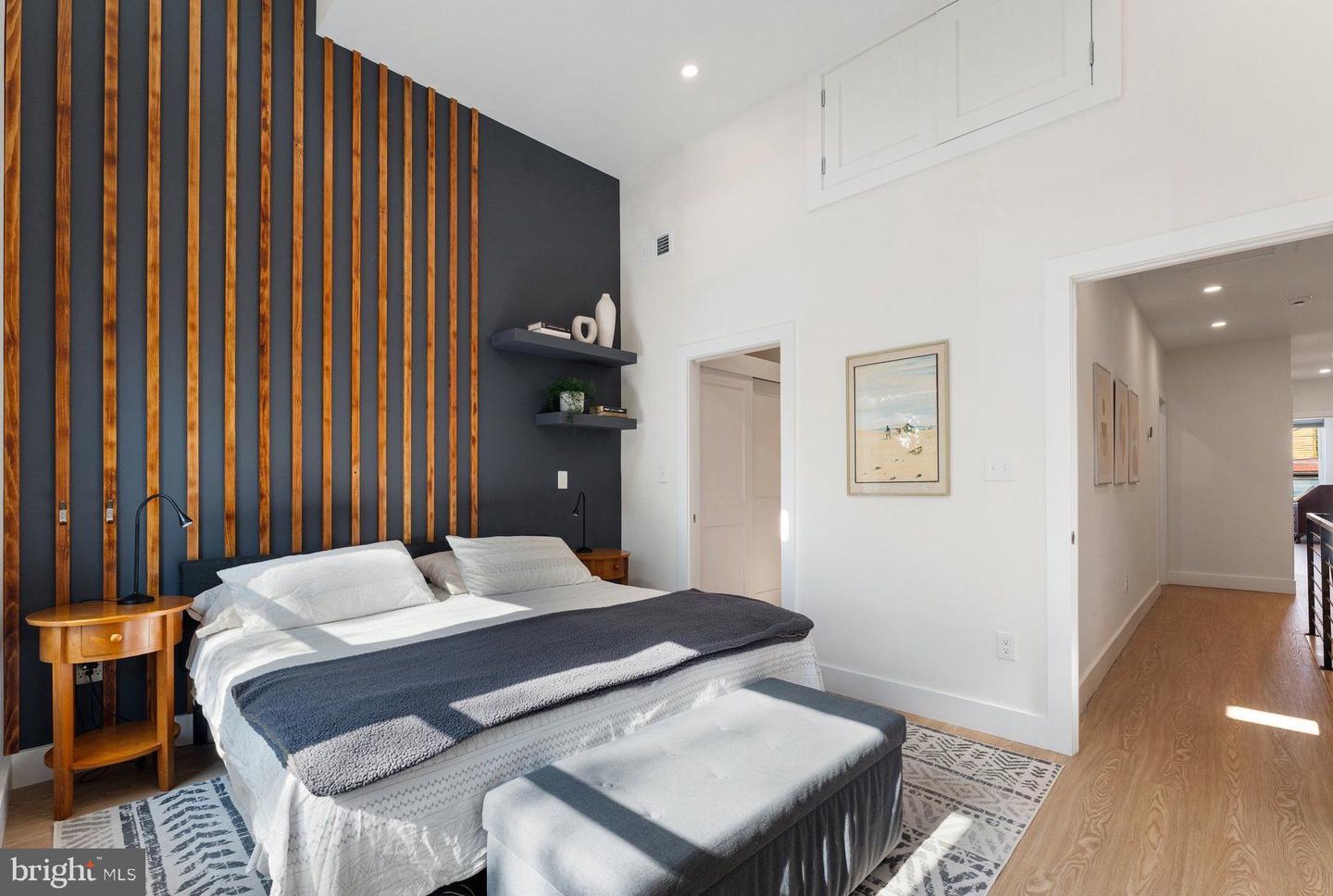 922 8TH ST NE, WASHINGTON, District Of Columbia 20002, 4 Bedrooms Bedrooms, ,3 BathroomsBathrooms,Residential,For sale,922 8TH ST NE,DCDC2210074 MLS # DCDC2210074