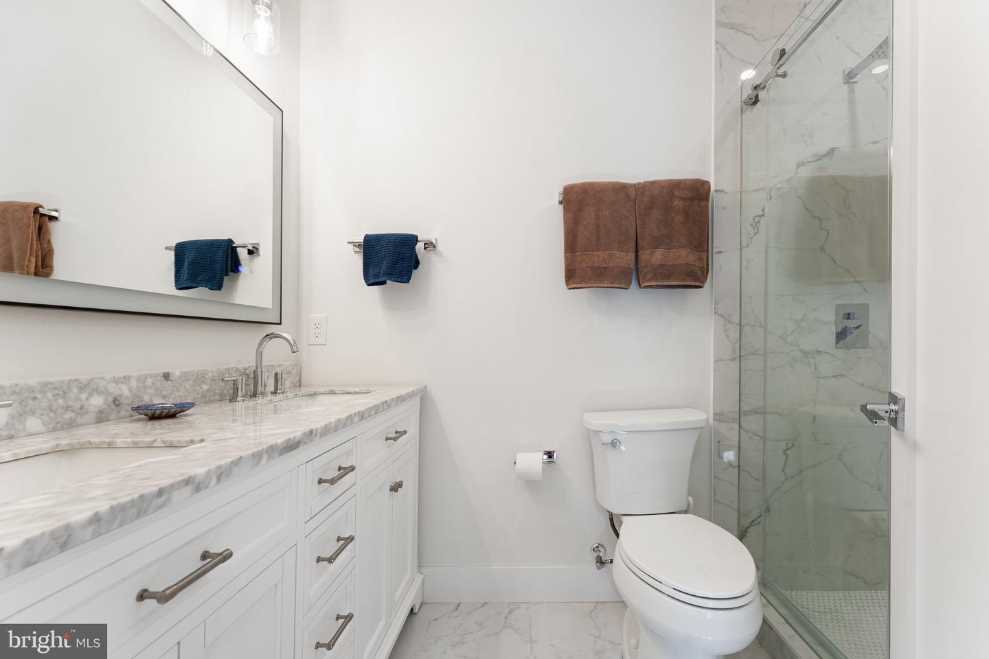 922 8TH ST NE, WASHINGTON, District Of Columbia 20002, 4 Bedrooms Bedrooms, ,3 BathroomsBathrooms,Residential,For sale,922 8TH ST NE,DCDC2210074 MLS # DCDC2210074