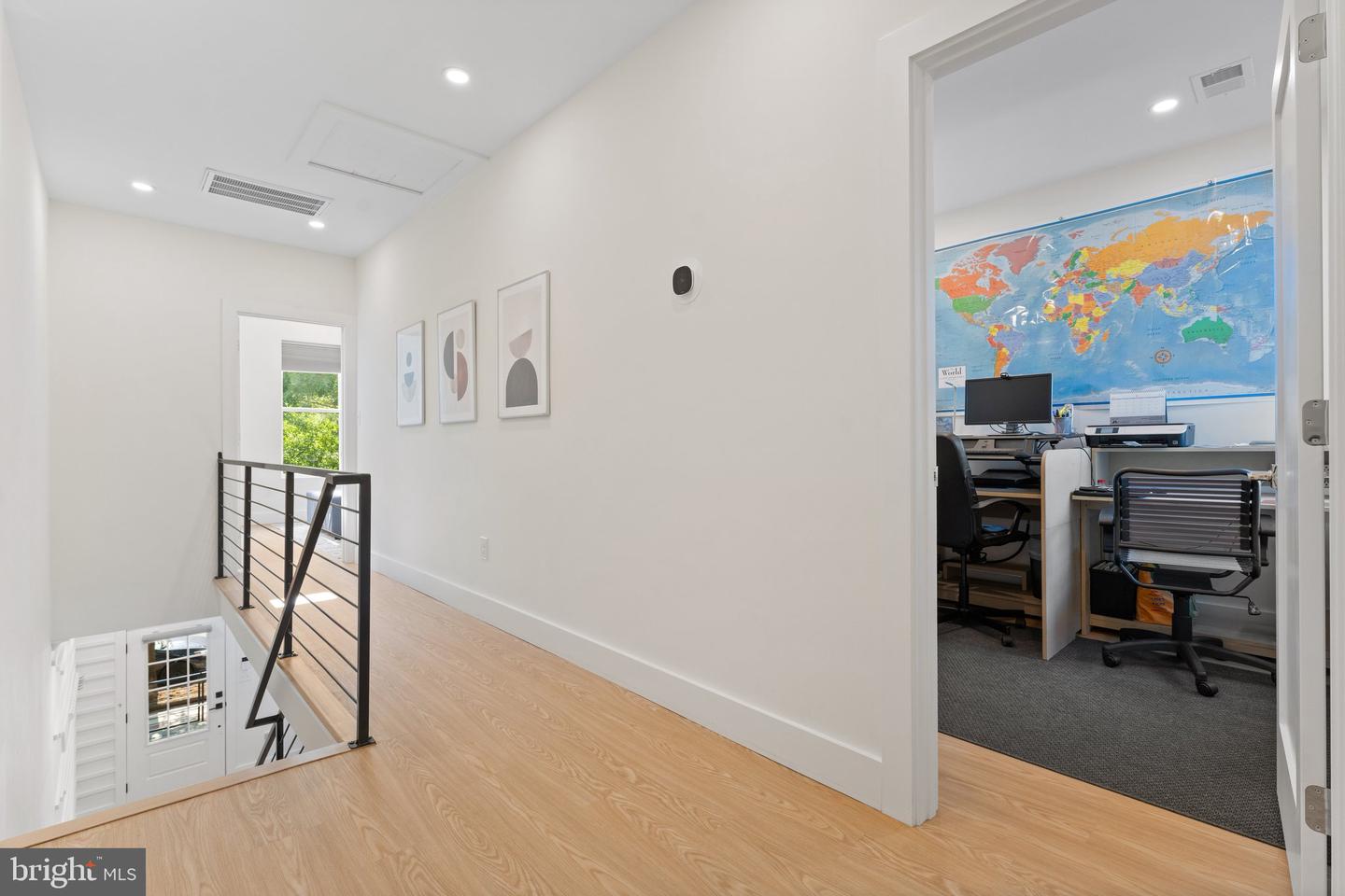 922 8TH ST NE, WASHINGTON, District Of Columbia 20002, 4 Bedrooms Bedrooms, ,3 BathroomsBathrooms,Residential,For sale,922 8TH ST NE,DCDC2210074 MLS # DCDC2210074