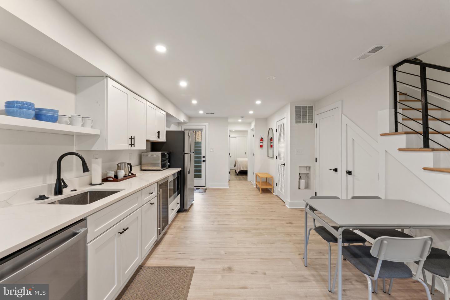 922 8TH ST NE, WASHINGTON, District Of Columbia 20002, 4 Bedrooms Bedrooms, ,3 BathroomsBathrooms,Residential,For sale,922 8TH ST NE,DCDC2210074 MLS # DCDC2210074