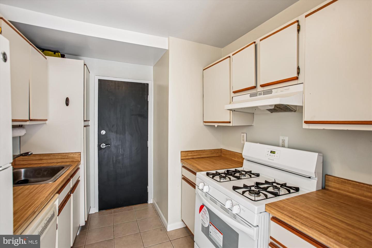 3900 TUNLAW RD NW #509, WASHINGTON, District Of Columbia 20007, 1 Bedroom Bedrooms, ,1 BathroomBathrooms,Residential,For sale,3900 TUNLAW RD NW #509,DCDC2220378 MLS # DCDC2220378