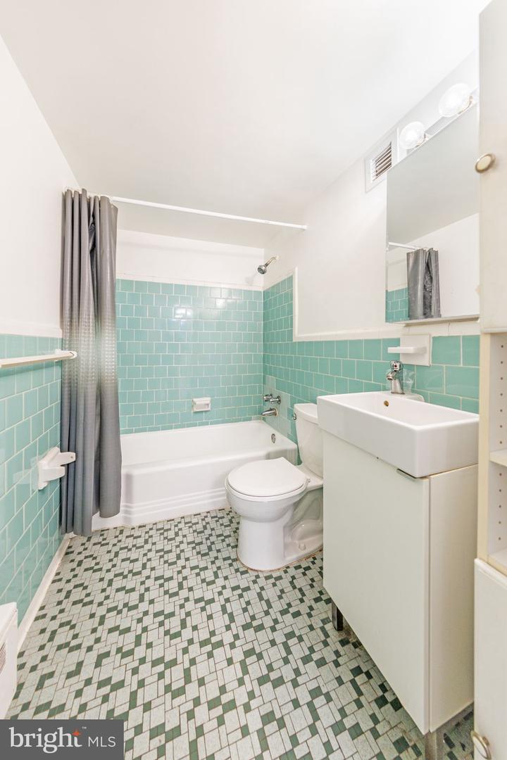 3315 WISCONSIN AVE NW #B1, WASHINGTON, District Of Columbia 20016, ,1 BathroomBathrooms,Residential,For sale,3315 WISCONSIN AVE NW #B1,DCDC2220680 MLS # DCDC2220680 3315 WISCONSIN AVE NW #B1, WASHINGTON, District Of Columbia 20016, ,1 BathroomBathrooms,Residential,For sale,3315 WISCONSIN AVE NW #B1,DCDC2220680 MLS # DCDC2220680