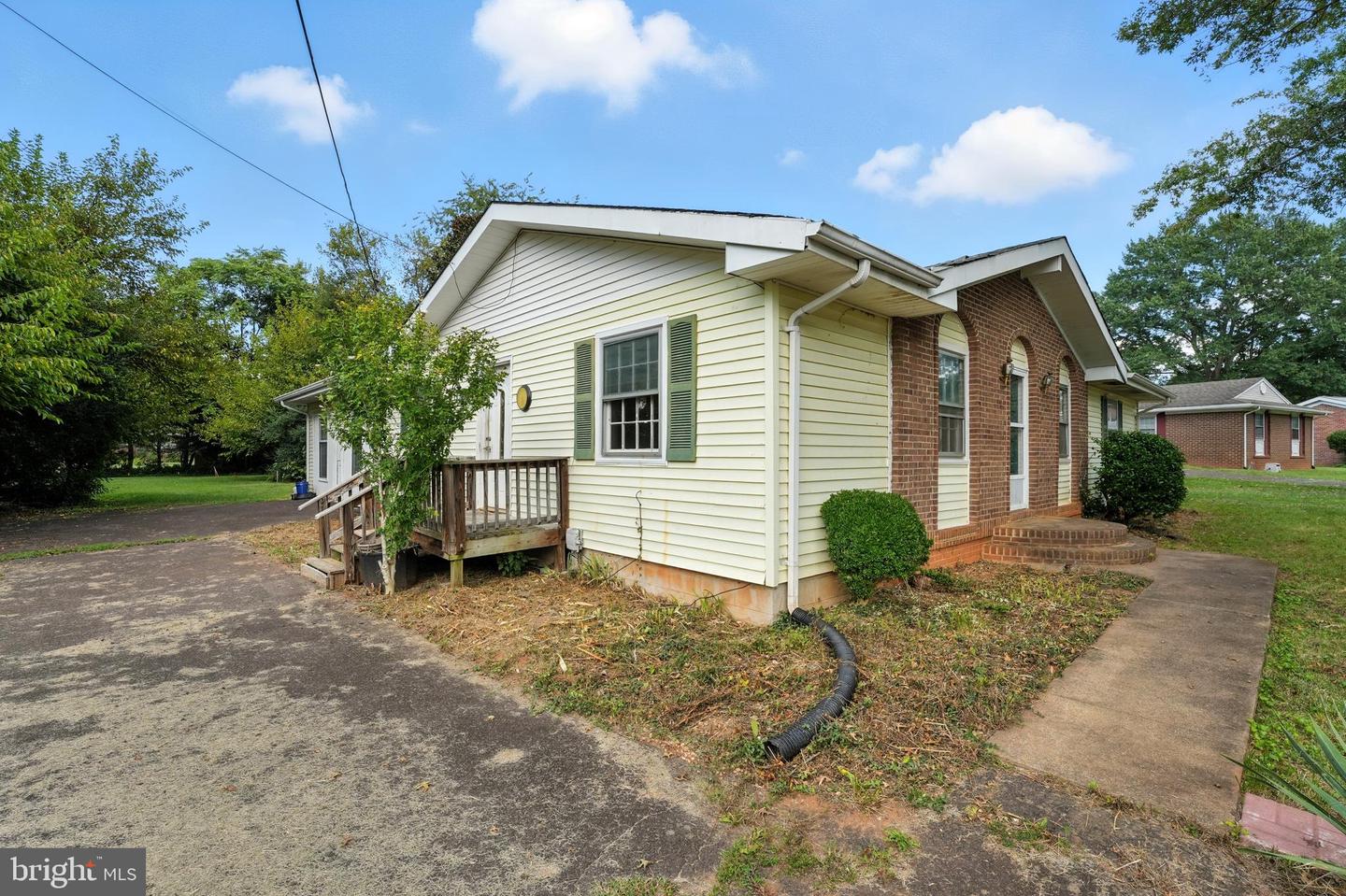 11269 CEDAR AVE, CULPEPER, Virginia 22701, 3 Bedrooms Bedrooms, ,2 BathroomsBathrooms,Residential,For sale,11269 CEDAR AVE,VACU2011514 MLS # VACU2011514