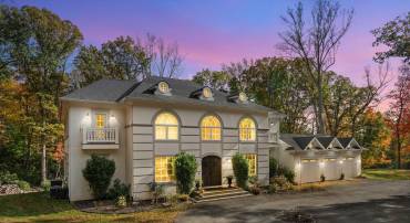 13025 YATES FORD RD, CLIFTON, Virginia 20124, 6 Bedrooms Bedrooms, ,6 BathroomsBathrooms,Residential,For sale,13025 YATES FORD RD,VAFX2269002 MLS # VAFX2269002