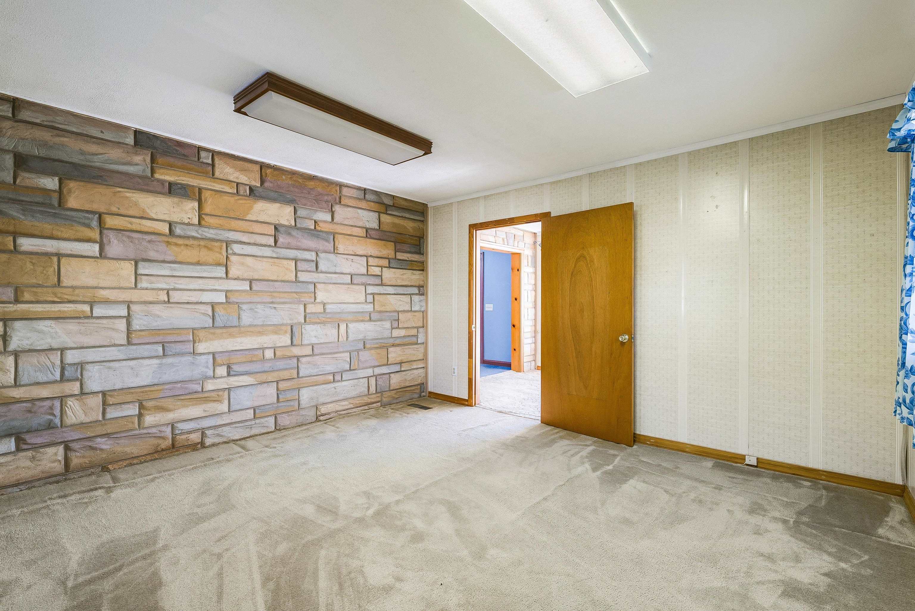 18753 MT PLEASANT RD, ELKTON, Virginia 22827, 2 Bedrooms Bedrooms, ,1 BathroomBathrooms,Residential,18753 MT PLEASANT RD,671552 MLS # 671552