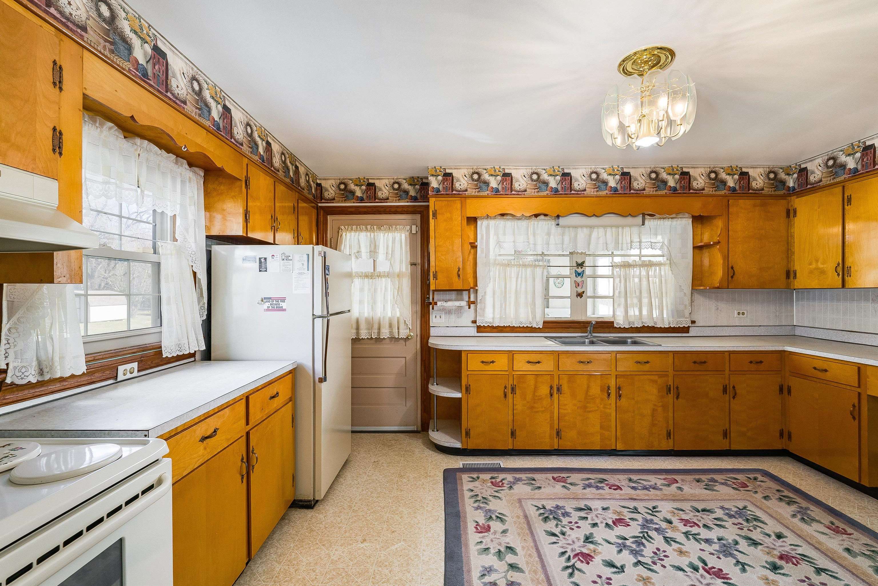 18753 MT PLEASANT RD, ELKTON, Virginia 22827, 2 Bedrooms Bedrooms, ,1 BathroomBathrooms,Residential,18753 MT PLEASANT RD,671552 MLS # 671552