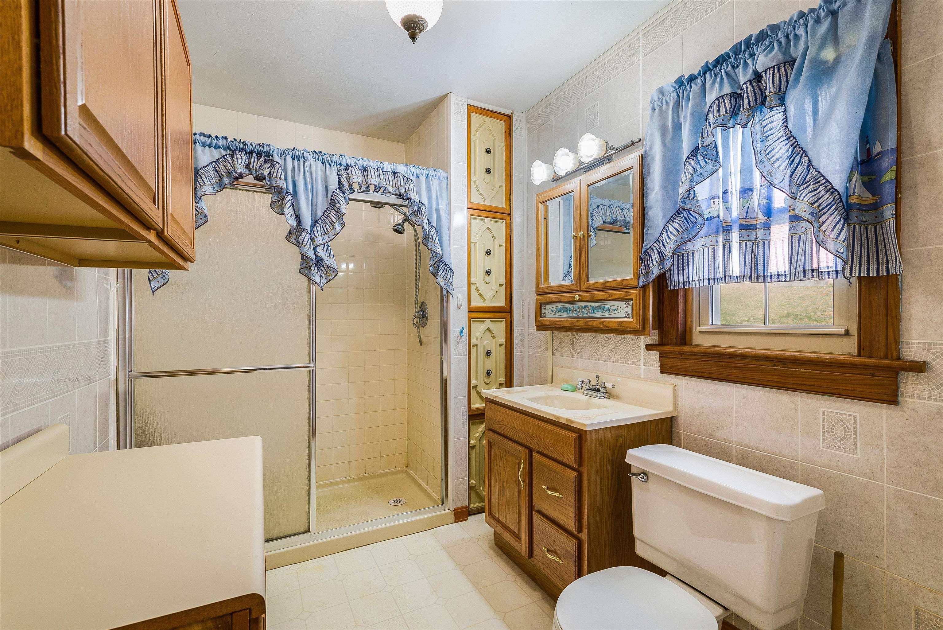 18753 MT PLEASANT RD, ELKTON, Virginia 22827, 2 Bedrooms Bedrooms, ,1 BathroomBathrooms,Residential,18753 MT PLEASANT RD,671552 MLS # 671552